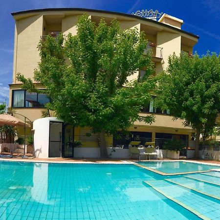 Hotel Mehari Riccione Exterior photo
