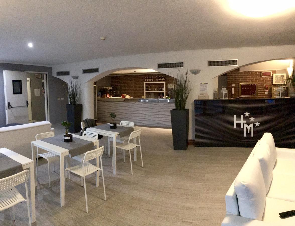 Hotel Mehari Riccione Exterior photo